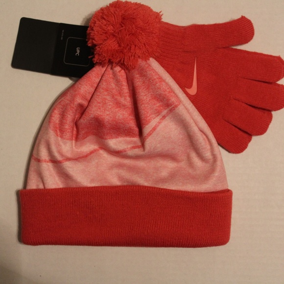 girls red hat and gloves